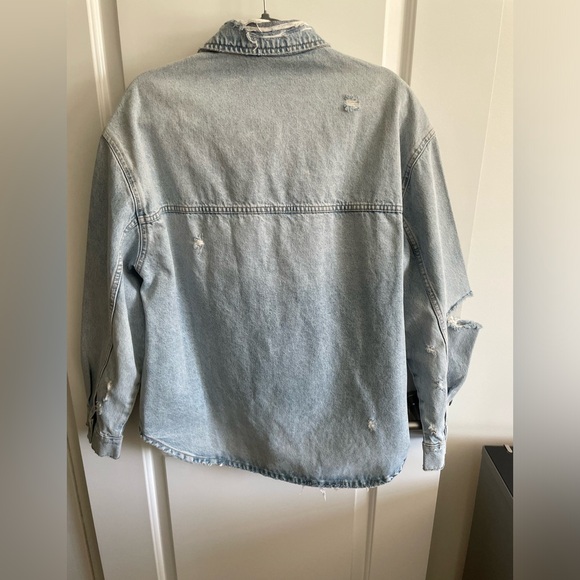 Size large Zara distressed denim overshirt - Picture 3 of 3